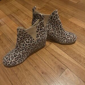 Toms Leopard Print Ankle Booties in Tan and Black